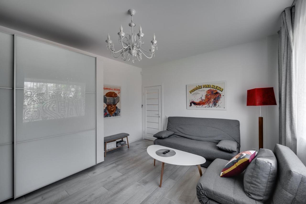 White Apartment Scandinavian Style Zaporizhia Eksteriør billede